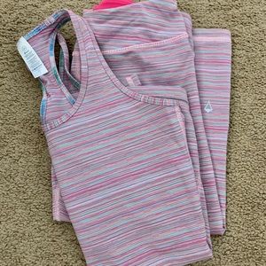 Ivivva Set Cropped Leggings and Tank